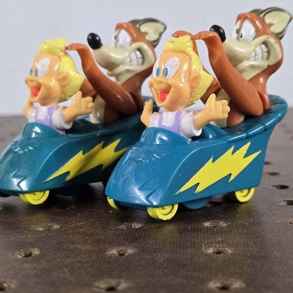 2 Vintage 1993 Warner Bros Tiny Tunes Mindy & Buttons McDonald's Toy Works - Picture 5 of 5